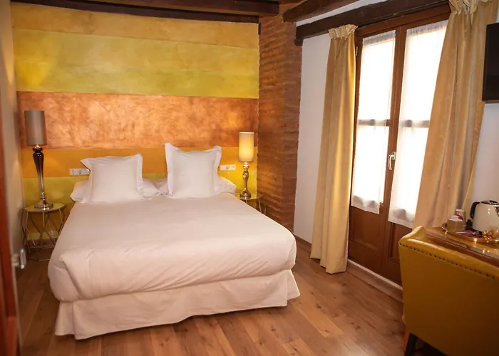 Boutique Castaneda Hotel *